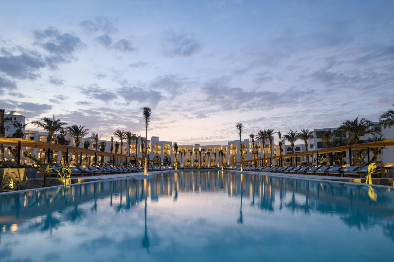Serry Beach Resort Hurghada Esterno foto